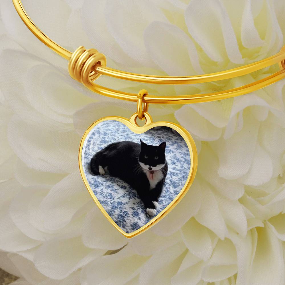 Luxury Heart Bangle