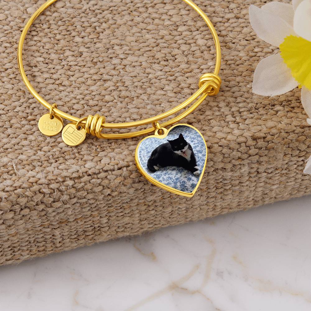 Luxury Heart Bangle