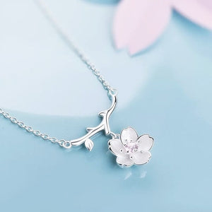925 Sterling Silver Necklace with Flower Pendant - Freedom Look