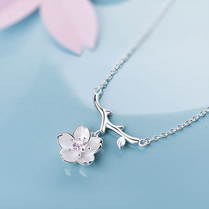 925 Sterling Silver Necklace with Flower Pendant - Freedom Look