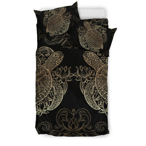Two Golden Sea Turtle Bedding Set