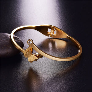 Butterfly Bangle for Spring & Summer 2018 - Freedom Look