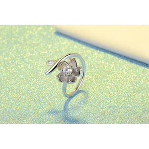 Lovely Flower Style Ring - Adjustable - Freedom Look