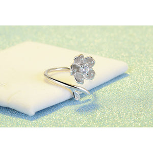 Lovely Flower Style Ring - Adjustable - Freedom Look