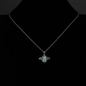 Luminous Bee Necklace Fluorescent Stone - Freedom Look