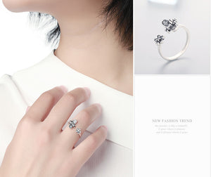 Cute Bee & Poetic Daisy Flower - 925 Sterling Silver - Freedom Look