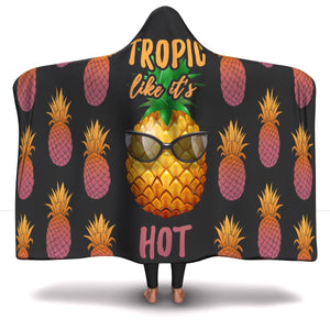 Pineapple Tropic Like It's Hot Hooded Blanket (S)