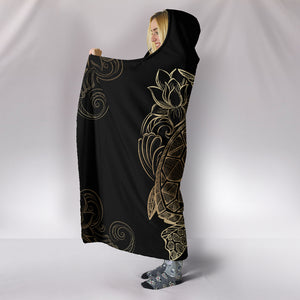 Golden Sea Turtle Hooded Blanket - Freedom Look