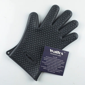 Heat Resistant Grill Gloves for Summer 2017 - Freedom Look